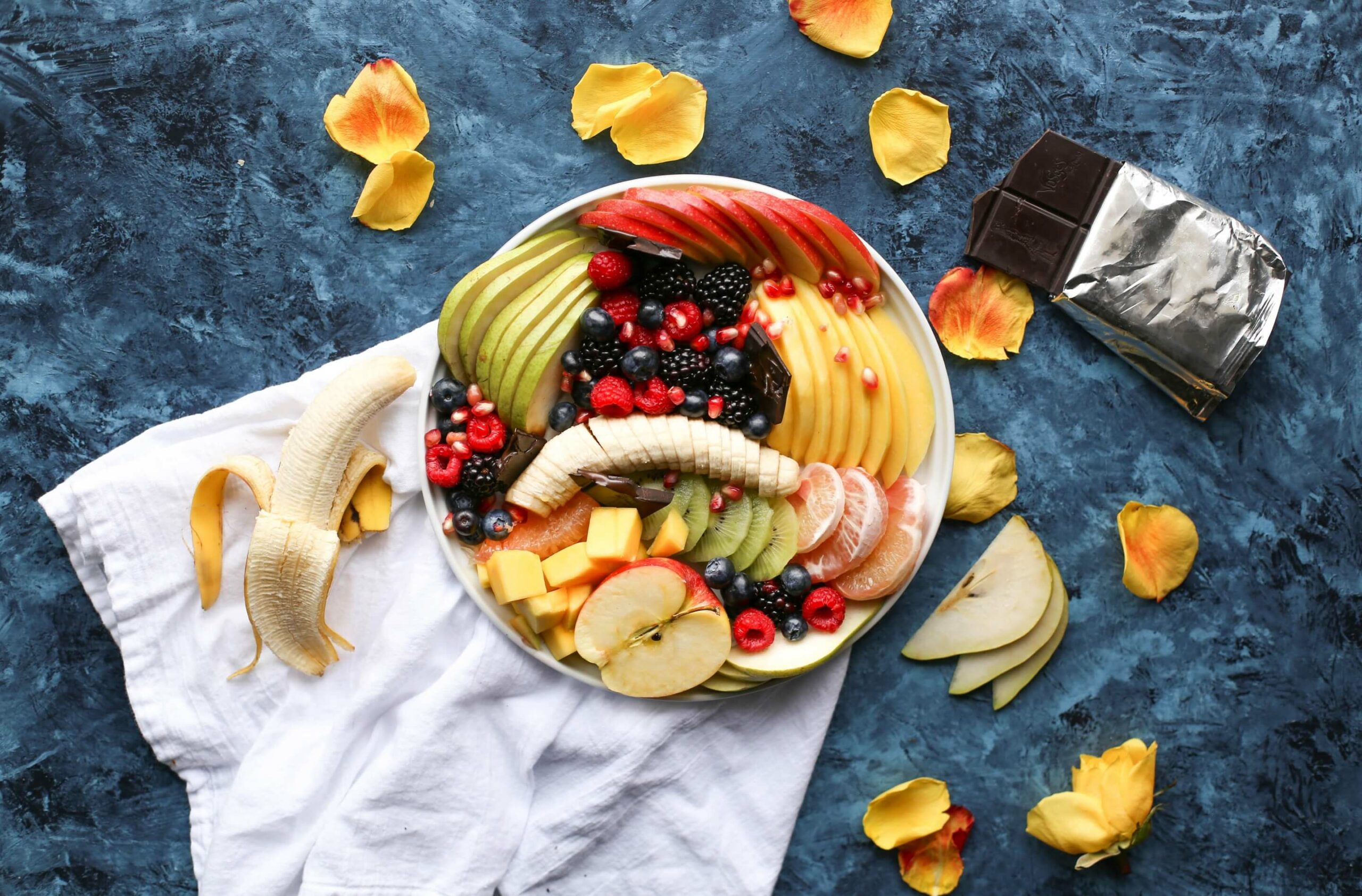 Fruit Platter with Banana, Mango, Berries and Orange – Magic Circle Players